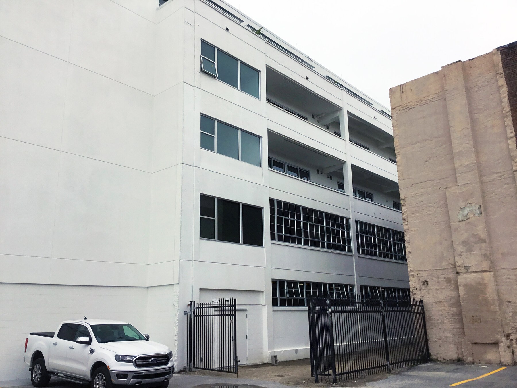 Large commercial wall system